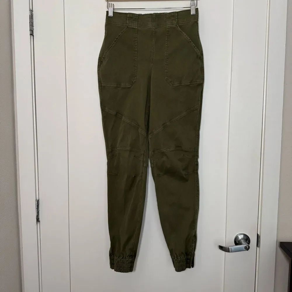 Spanx Twill Cargo Jogger Pants Womens Sz M Olive Green High Rise Tapered Stretch